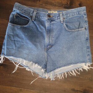 LL Bean Vintage 90s Jean Shorts Womens 33 in waist distressed